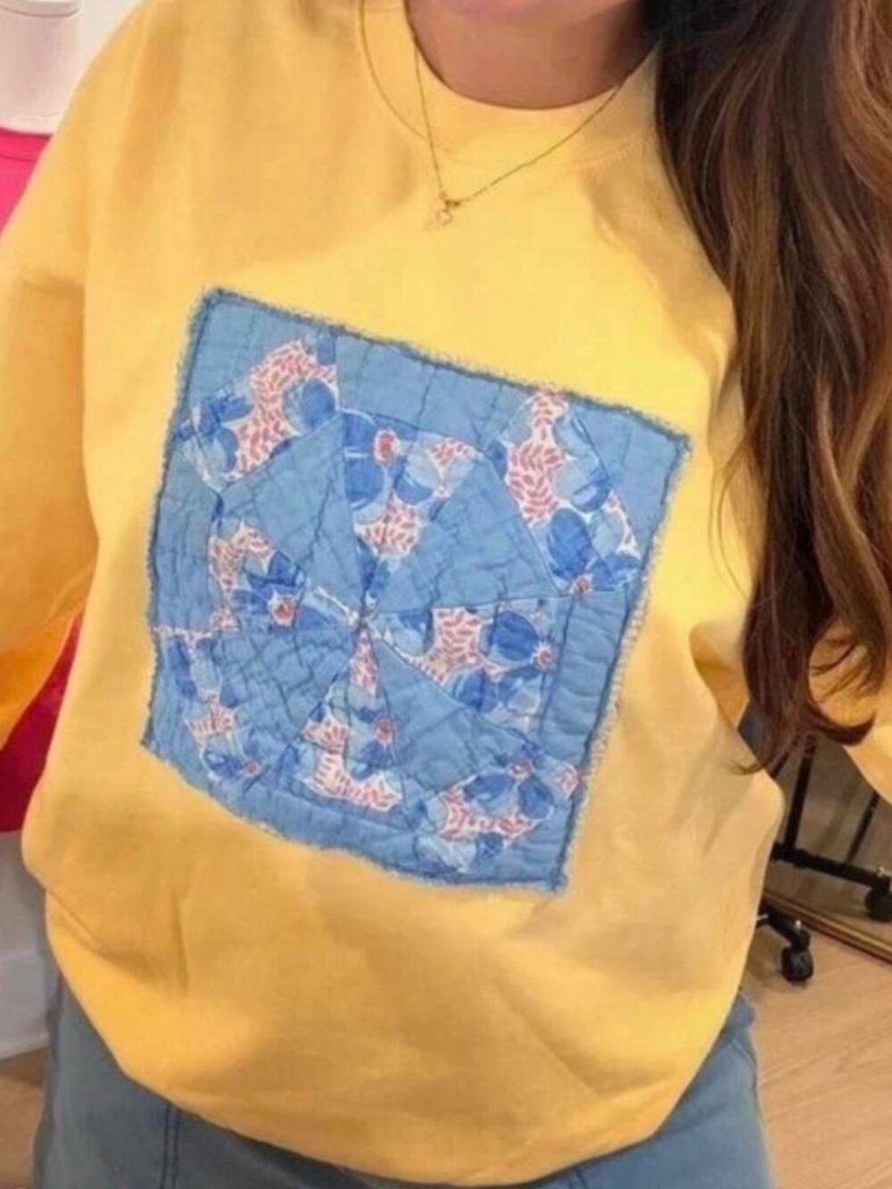 Vintage Quilt Block Embroidered Crewneck, Yellow Xl Sweatshirt